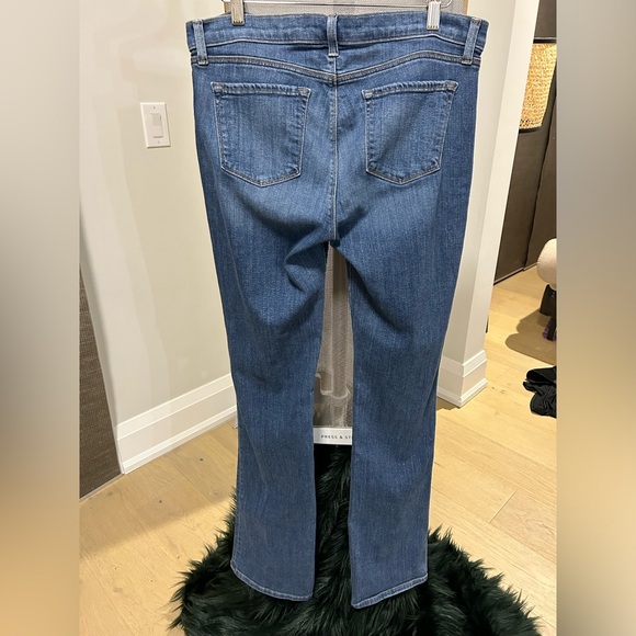 J Brand women’s size 31 Betty Bootcut Jeans in Disclosure - Picture 4 of 5